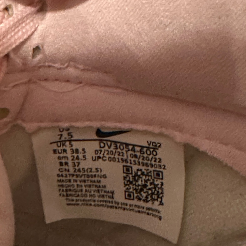 Nike Dunk Low LX Pink Foam - Picture 6 of 6